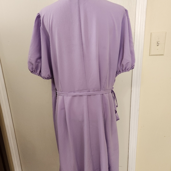 eloquii wrap dress sz 24 3x plus puff slvs ruffle hem midi unlined lavender nwt - Picture 3 of 8